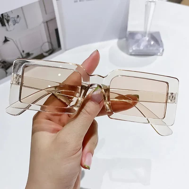 Nuovi Occhiali da Sole da Donna con Montatura Piccola, Occhiali da Sole Quadrati Colorati alla Moda, Occhiali da Viaggio Outdoor di Tendenza, Protezione UV400, Oculos De Sol