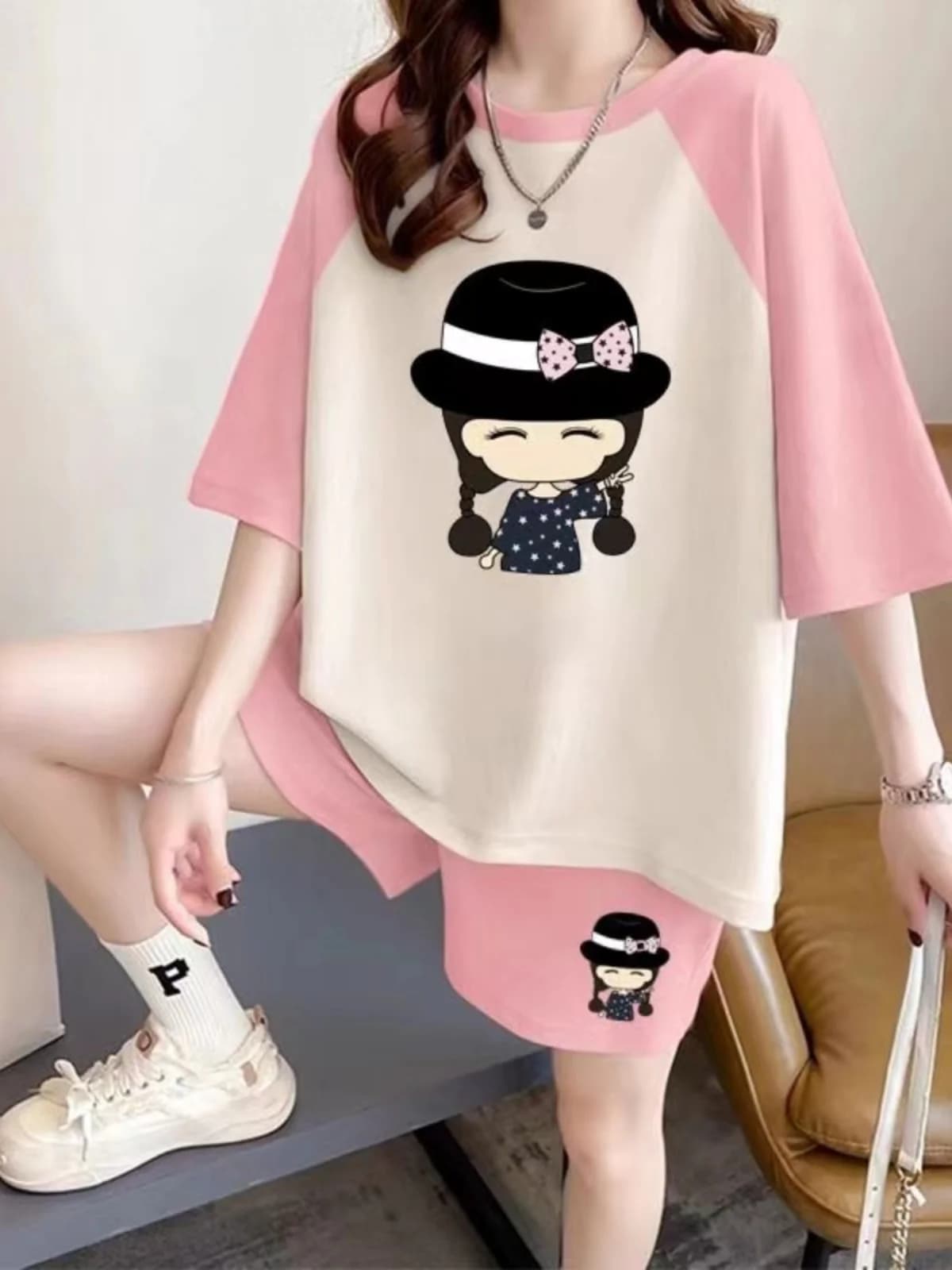 Summer 2026 Casual Sportswear Set Loose Short Sleeve Splice Color Design Salt System Lazy Style Two Piece Set Women's Fashion