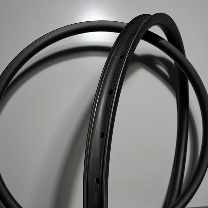 2-piece 29 inch Carbon Mountain Bike Rim Ultra-Lightweight Hookless Straight-Side Design Purpose-Built for XC Light Trail Ridin