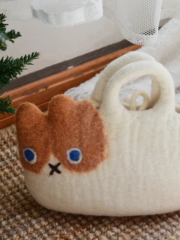 Handmade Wool Felt Shaped Bag Japanese Style Cute Soft Portable Handbag Unisex Casual Fashion Summer 2024