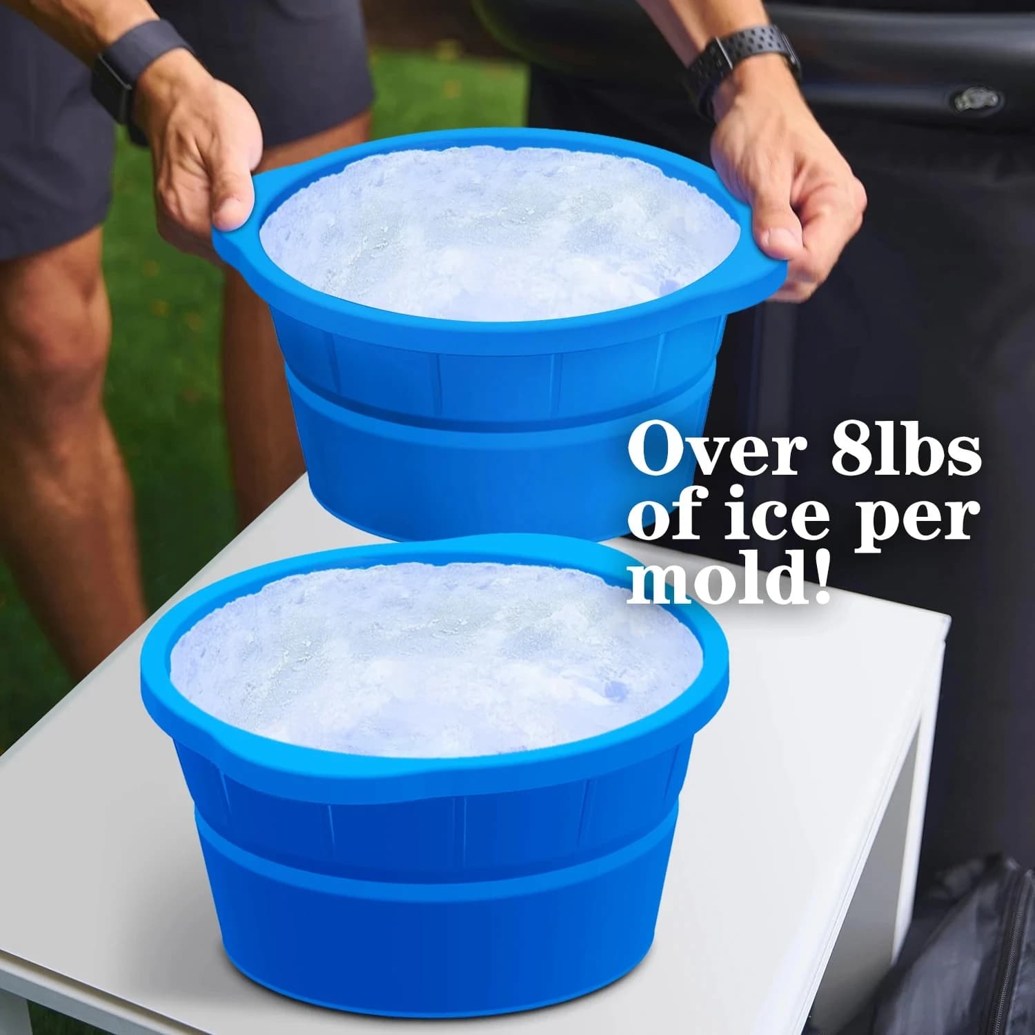 Stampi per cubetti di ghiaccio Contenitore per ghiaccio extra large da 8 libbre Macchina per ghiaccio pieghevole rotonda in silicone con coperchio Grande scatola per ghiaccio super