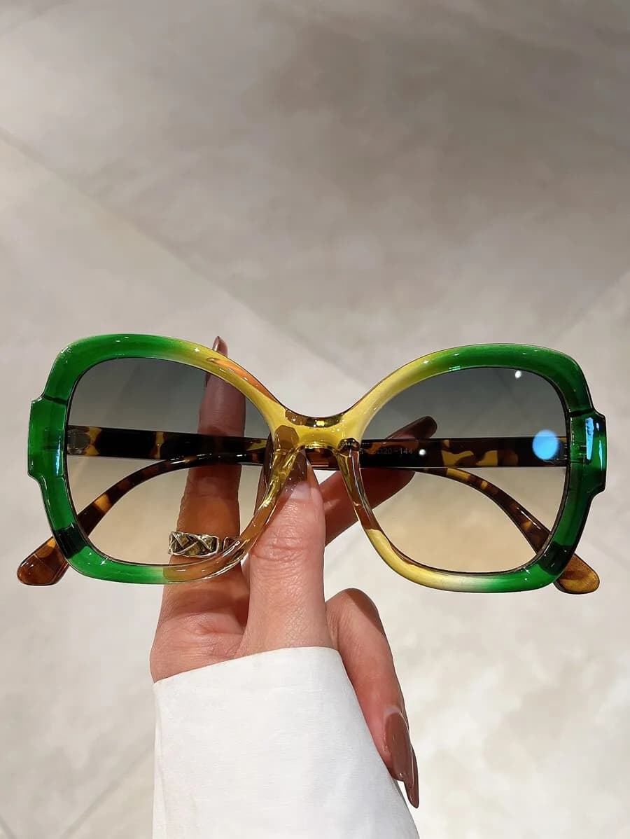 Occhiali da sole da donna multicolor a forma di farfalla con lenti sfumate