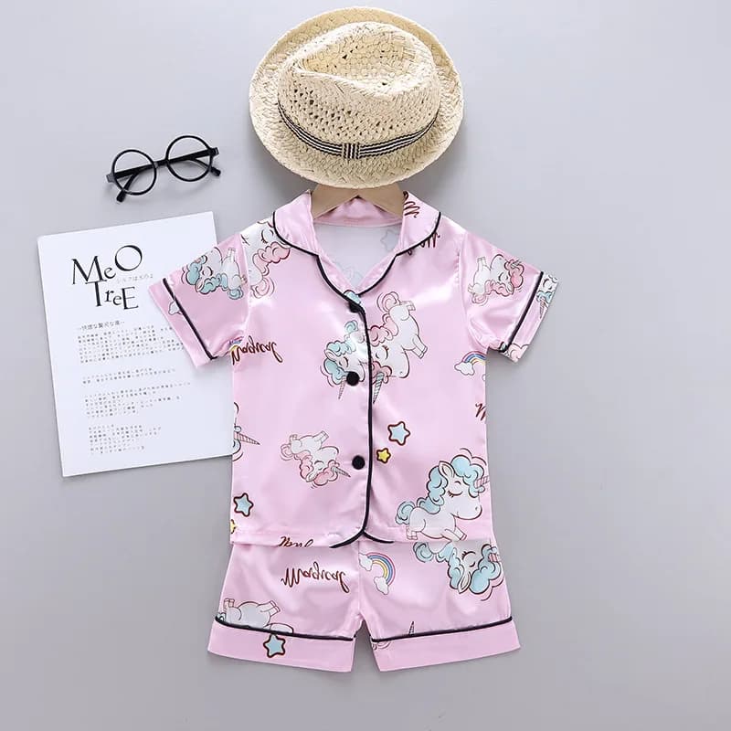 Unicorno Neonate Pigiama Set di abbigliamento Estate Nuovo modello di cartone animato T-shirt con risvolto + Pantaloni corti 2 pezzi Vestito per 1-5 anni Bambini Abbigliamento per la casa