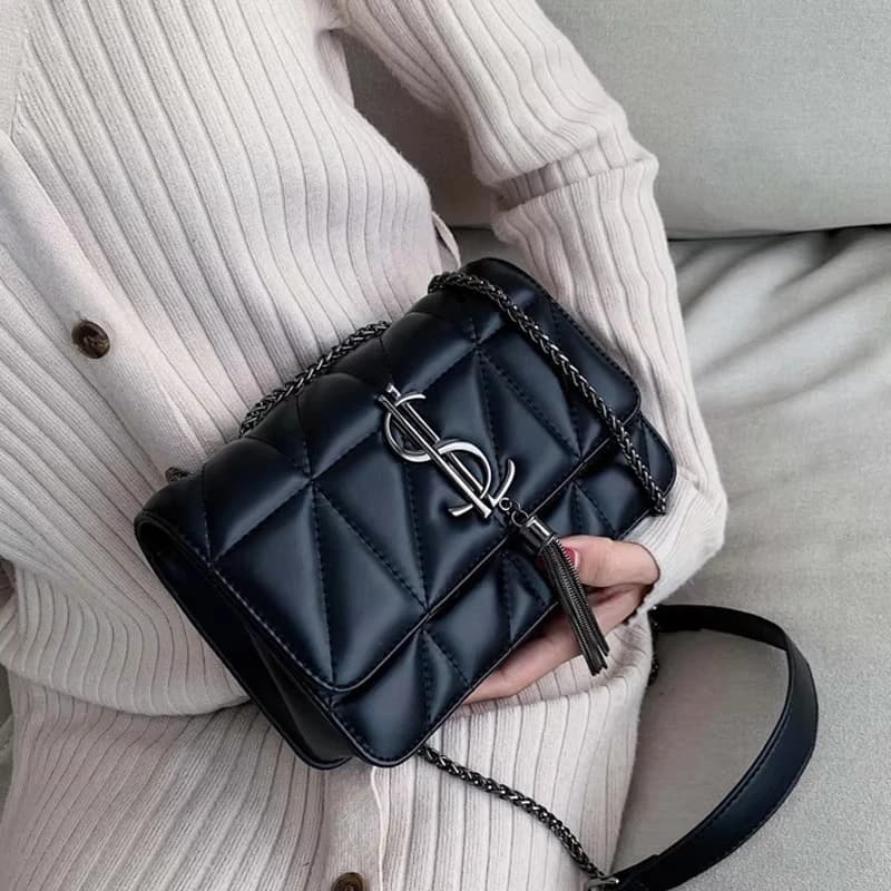 Borsa di lusso Moda Semplice Nappa Borsa quadrata Ragazza Pu Pelle Borse da donna firmate Borse a tracolla con chiusura a tracolla