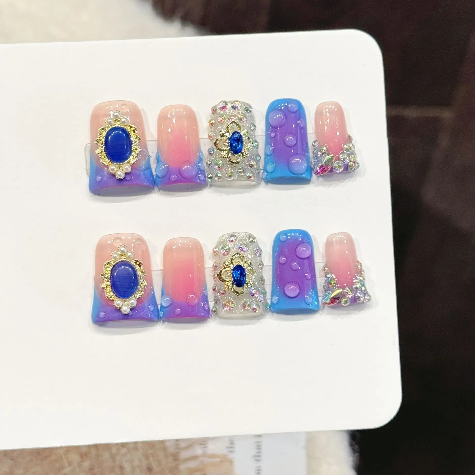 10PCS Duck Handmade Press On Nails,Pastel Blue Gradient Dreamy Style,Suitable For Festivals Parties And Daily Wear.