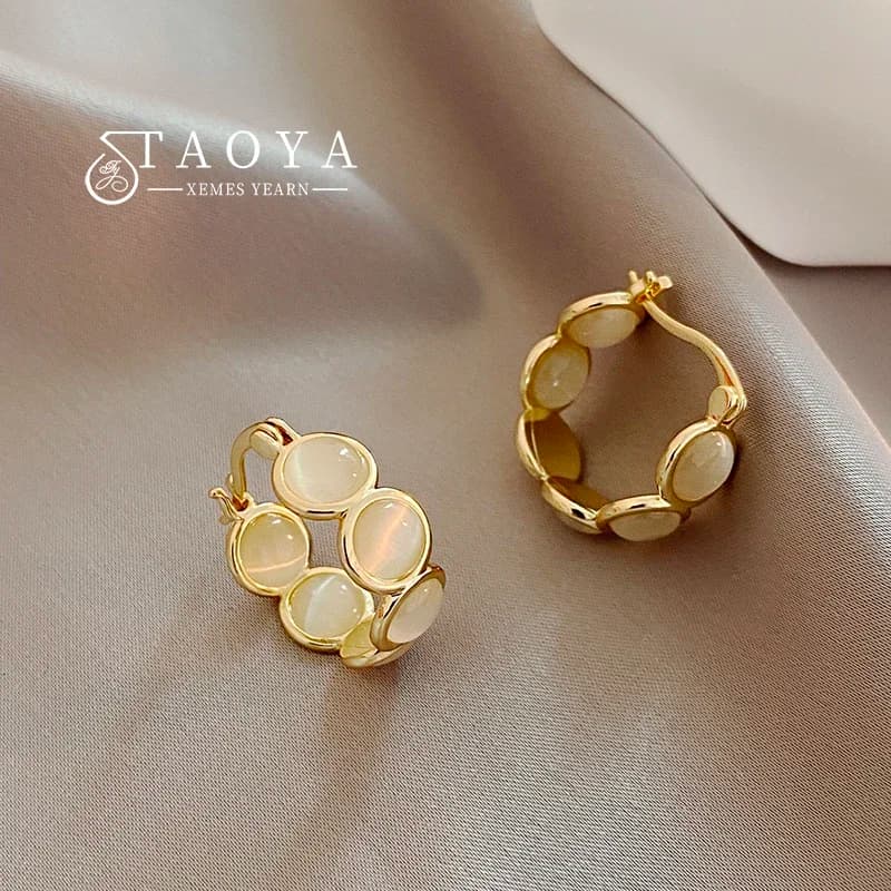 2025 New Design Sense White and Green Opals Round Hoop Earrings for Women‘s Korean Fashion Jewelry Luxury Shiny Accessories