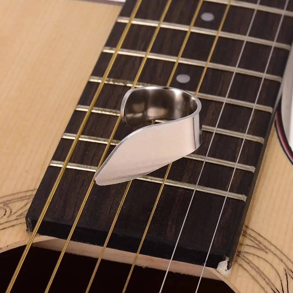 Set di plettri per chitarra in acciaio inossidabile, durevoli, antiruggine, pratici, protettori per le dita, per chitarristi e bassisti, suono confortevole