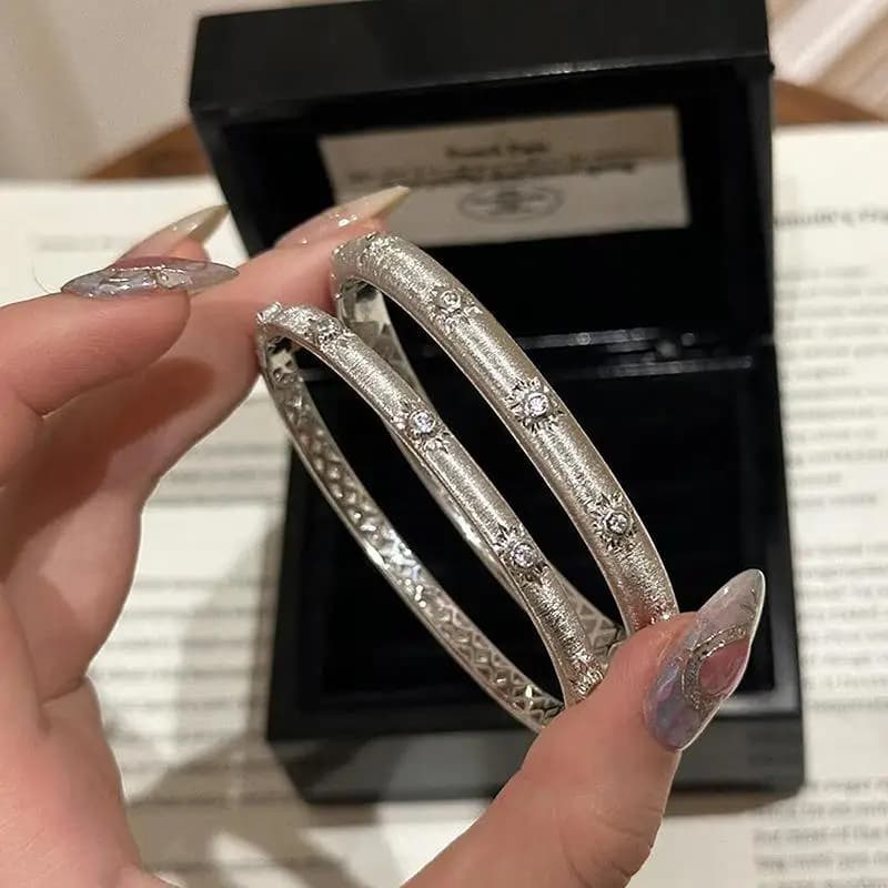 argento 925 Bracciale spazzolato girasole stile vintage semplice per donna intarsio di diamanti braccialetti di lusso leggeri regalo di gioielli da sposa