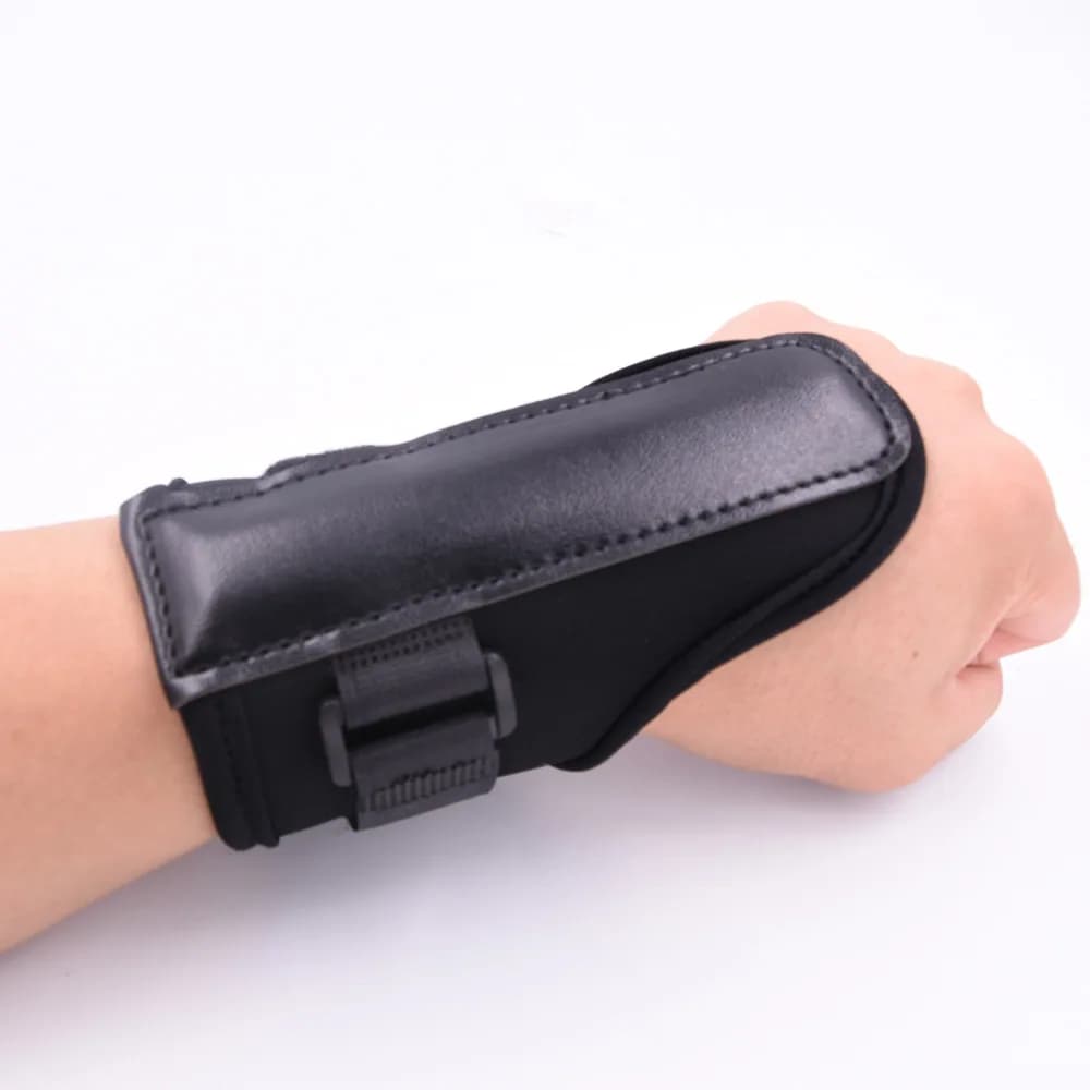 Supporto da Polso Regolabile per Allenamento Golf, Correttore di Postura, Ausilio per la Pratica del Golf con Accessorio Comodo per l'Allenamento