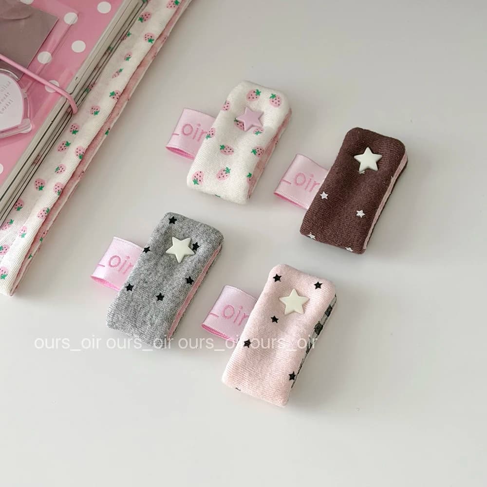 Strawberry Star Pattern Knit Cotton Cord Keeper Cable Management Stand for Data Cables Wired Headphones