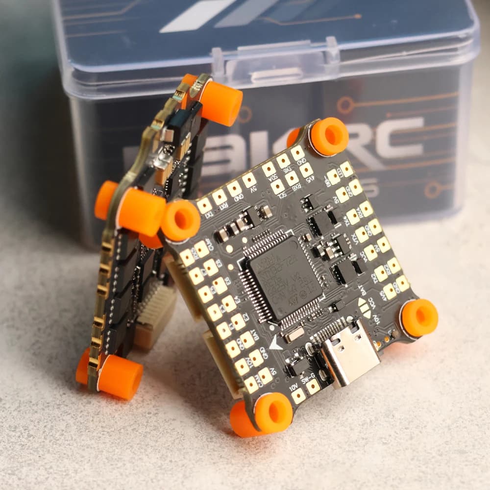 2026 Nuovo F7 V2 50A 4-in-1 Stack FC&ESC 50A Fly Tower Controllore di volo per FPV RC Dr-one RC Parti di aerei