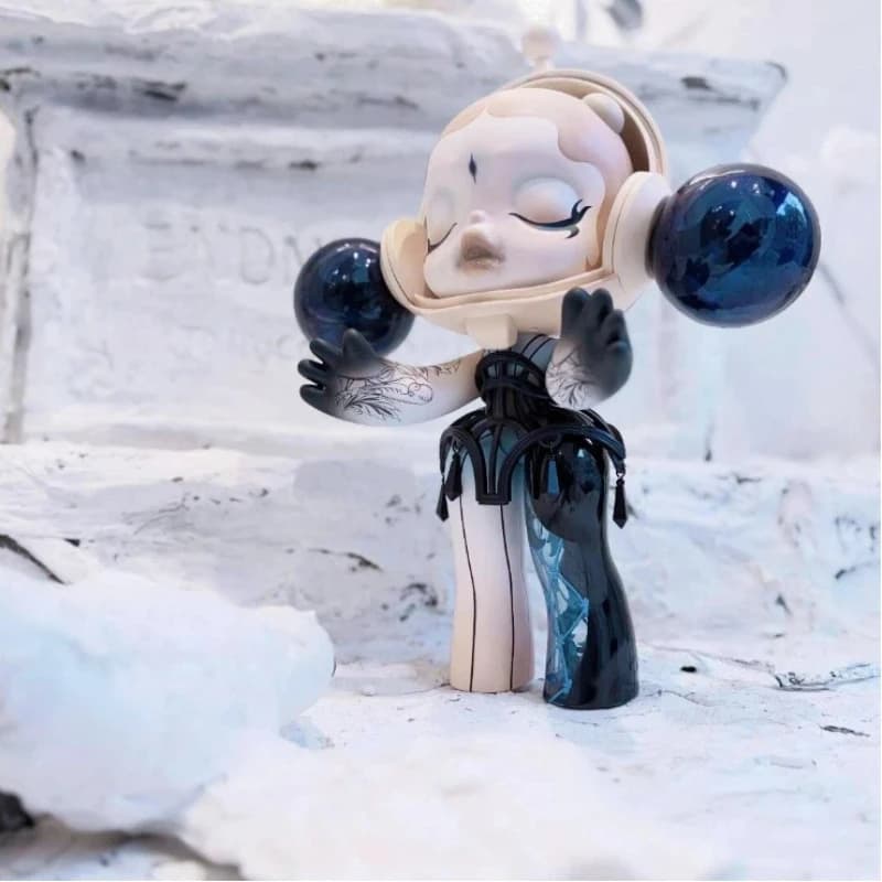 Nuovo Pop Mart Mega Skullpanda 400% Guo Pei Another World, statuetta da collezione di design per appassionati di anime.