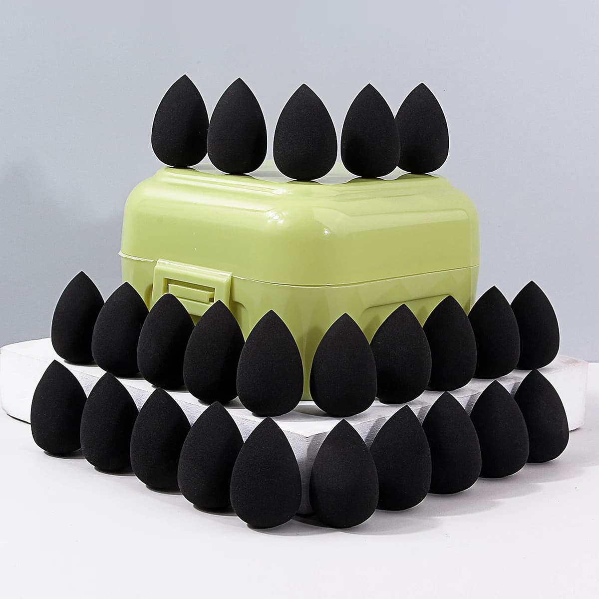 25Pcs Mini Makeup Sponges Set With Storage Box,Sponges For Precision Concealer, Under Eyes, Nose & Detail Makeup, Wet & Dry Use