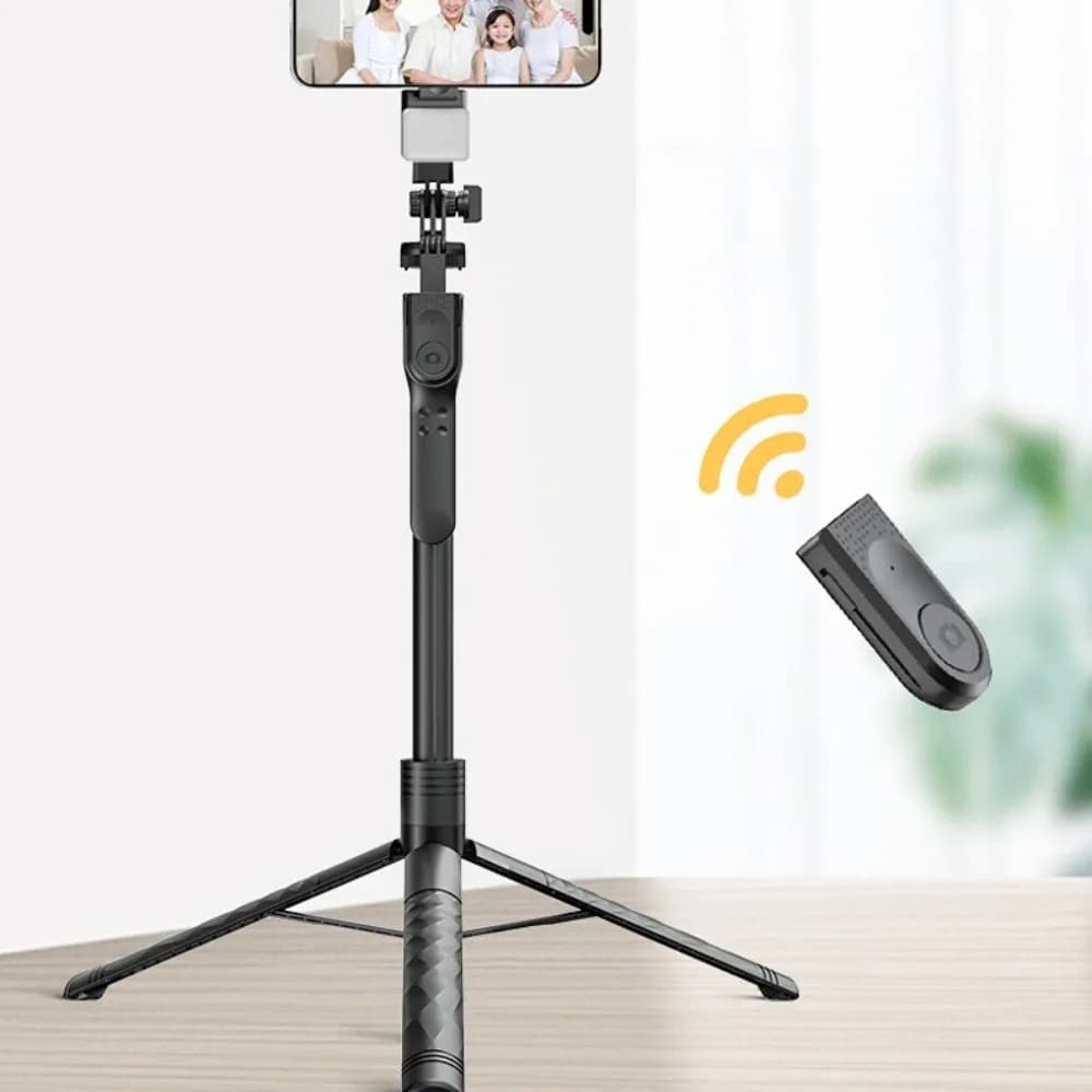 Bastone Selfie Telescopico da 1,75m, Asta Estensibile Portatile con Bluetooth, Treppiede Regolabile per Selfie