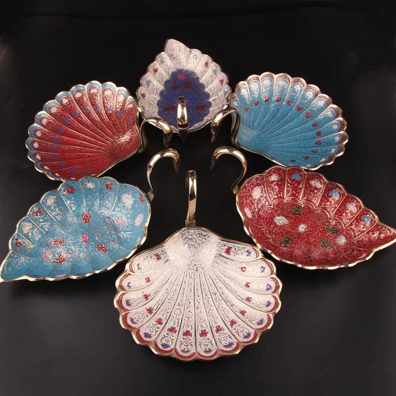 Piatto per caramelle in rame antico cinese, ornamento a forma di cigno, decorazione per tavolino da salotto, piatto per frutta secca e snack