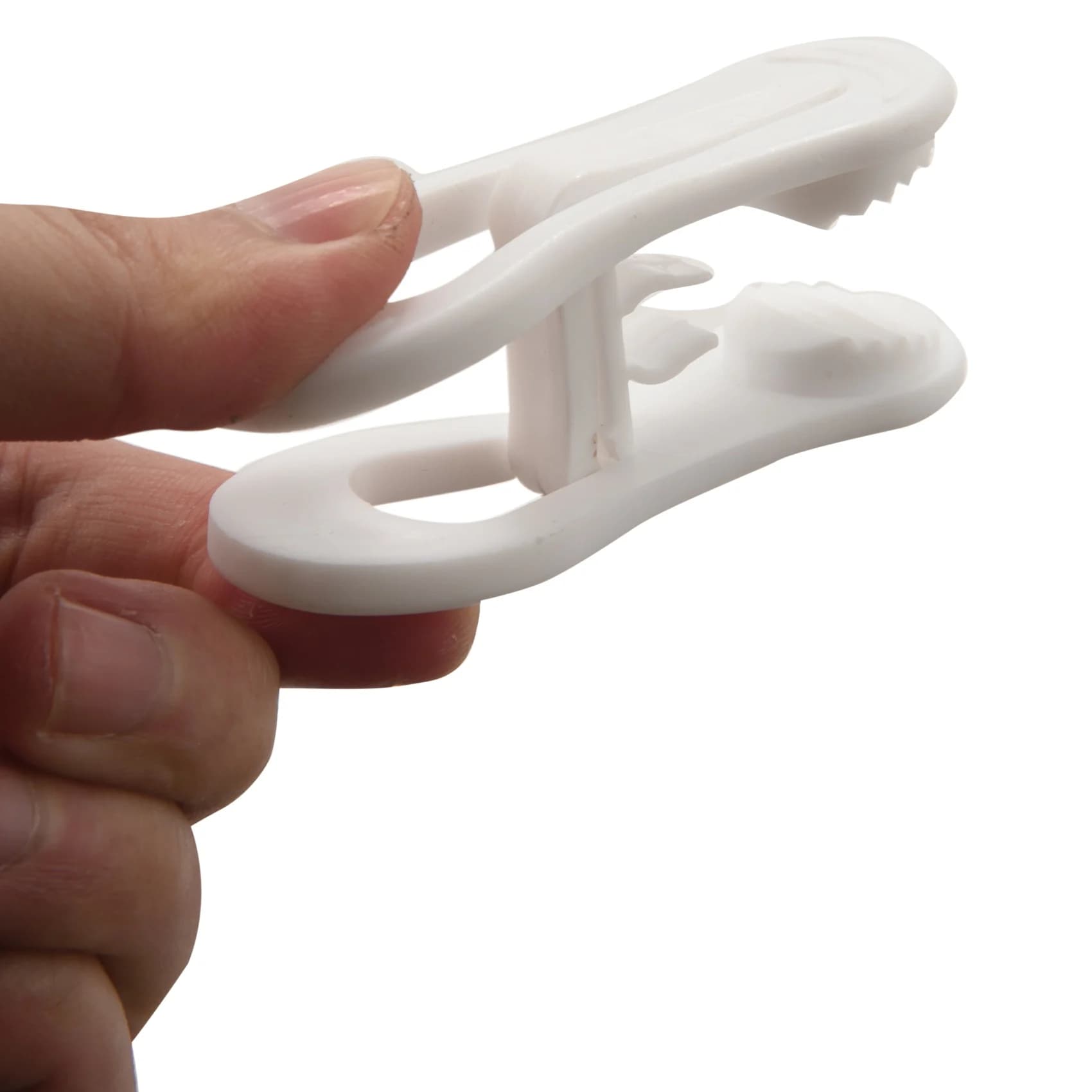 -[Retail TX] 40 Pieces Clips for White Plastic Hangers, Clips for Use with Slim-Line Stendis, Clips for Fins, Springs for Bucato