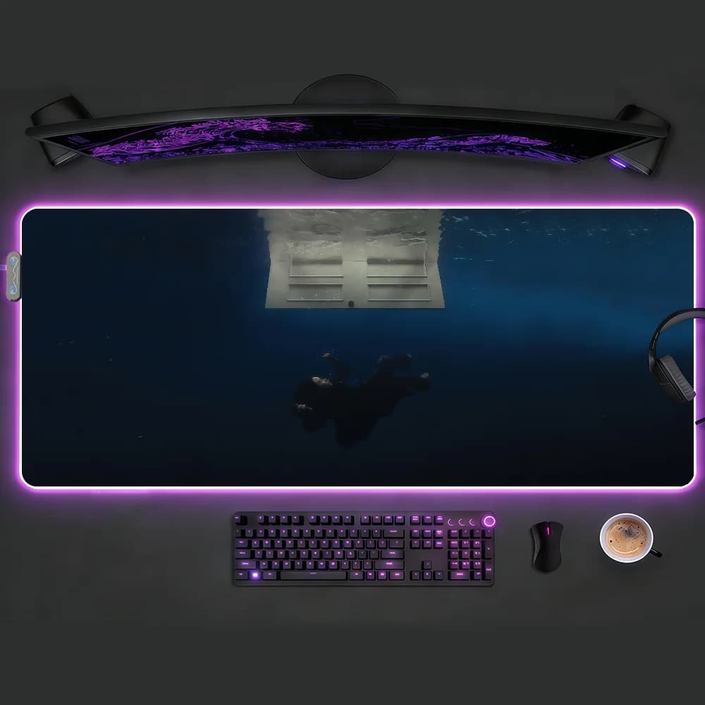 Tappetino per mouse B-BillieES E-EilishES Tappetino per scrivania antiscivolo con LED RGB Accessori da gioco in gomma Tappetino per tastiera da gioco per computer di grandi dimensioni