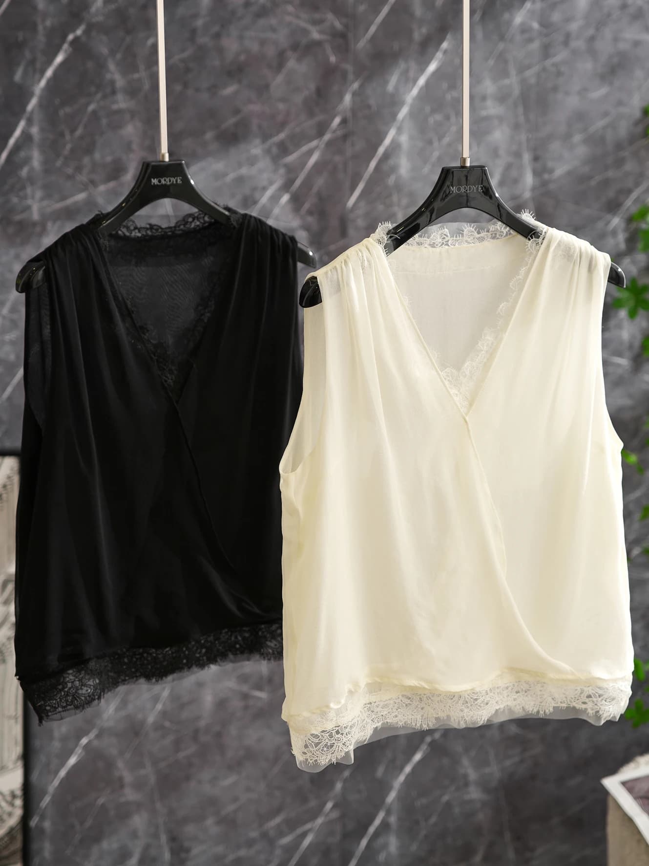 Artistic Lady Style Double Layer Lightweight Deconstructed Georgette Lace Sleeveless V-Neck Vest Top Women Summer
