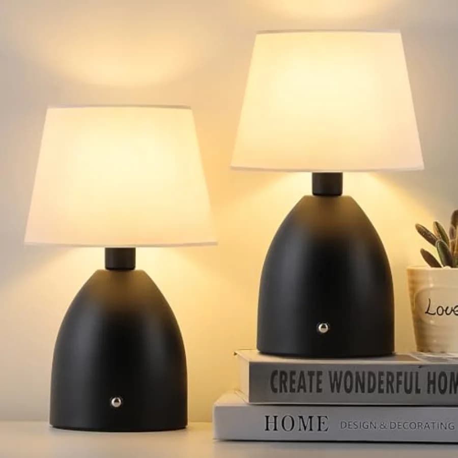 Set di 2 Lampade da Tavolo Senza Fili, Piccole Lampade da Scrivania Ricaricabili con 4 Livelli di Luminosità, Lampade da Comodino per Camera da Letto e Cameretta Bambini