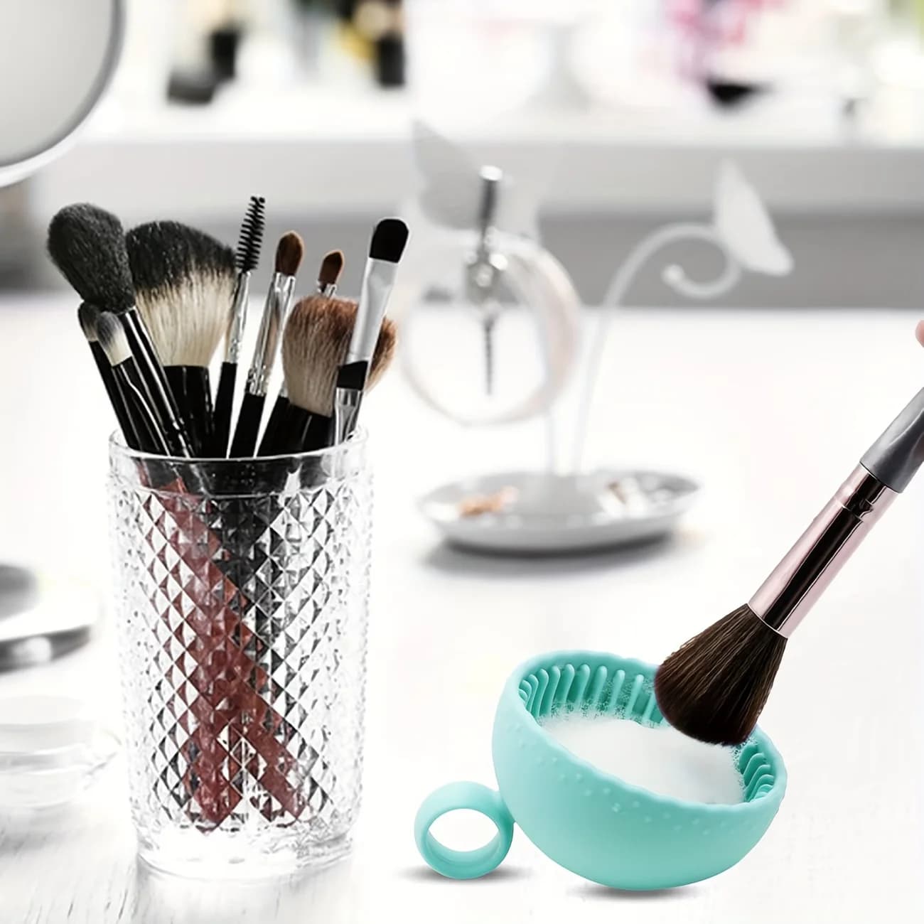 Ciotola per la pulizia dei pennelli da trucco in silicone, 1 pezzo, spugna portatile per la pulizia dei pennelli cosmetici per occhi e viso