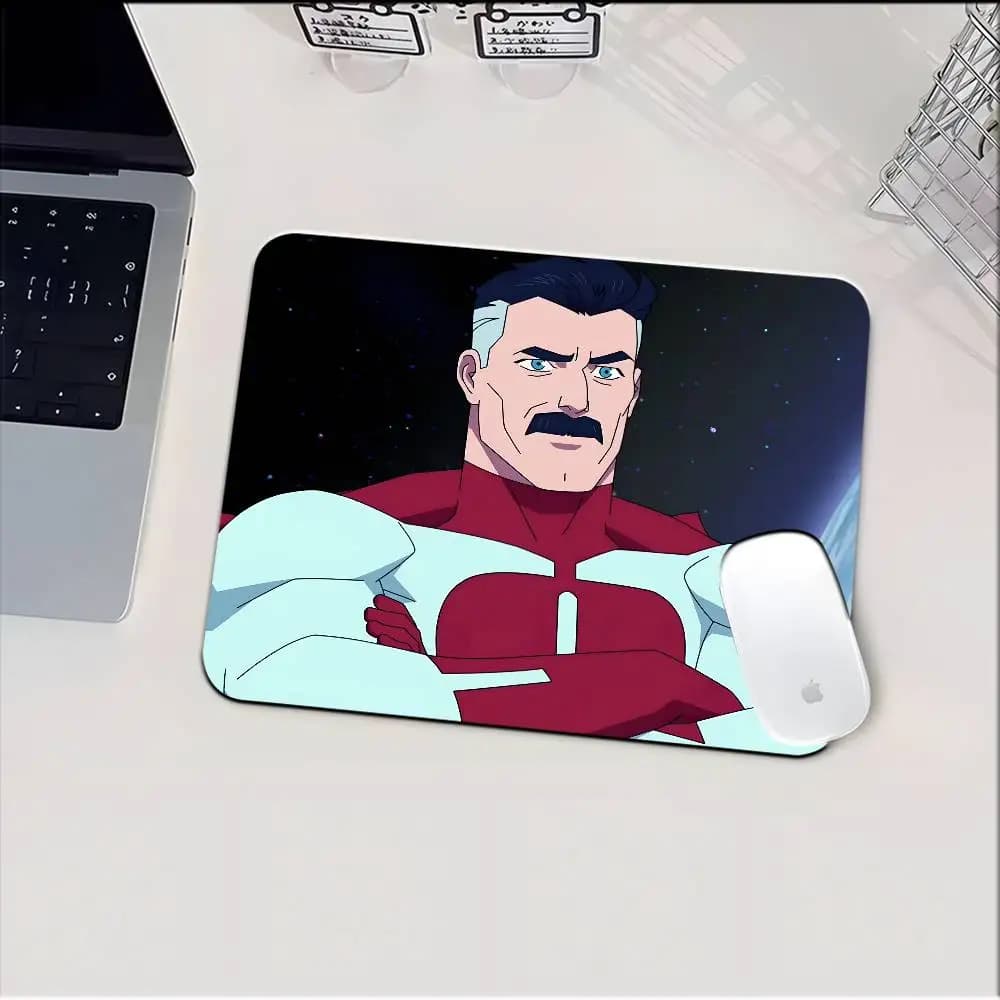 Popular Animated Series Invincible Mousepad Small LockEdge Mouse Pad For Gamers Computer Desk Pad Rectangular Anti-slip Rubber