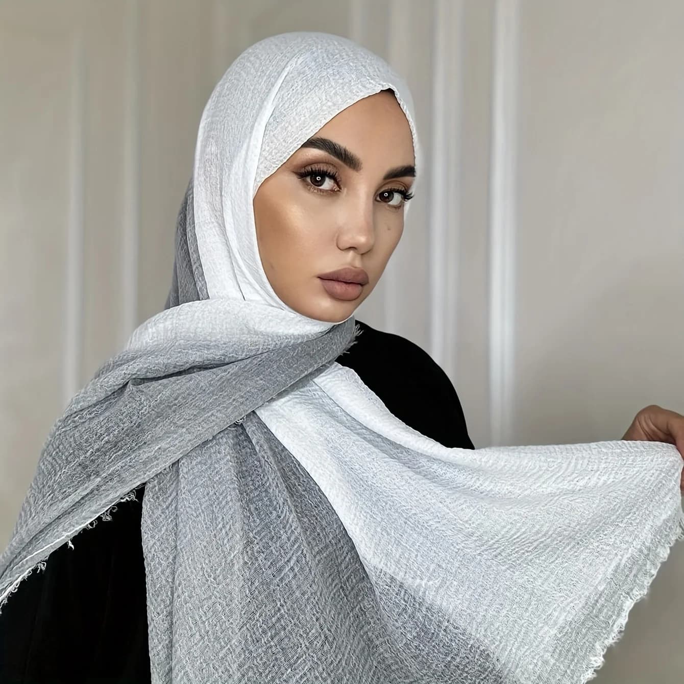 Sciarpa stampata Tie-Dye Hijab di colore sfumato a due colori scialli delle donne musulmane avvolge la fascia del turbante islamico Foulard