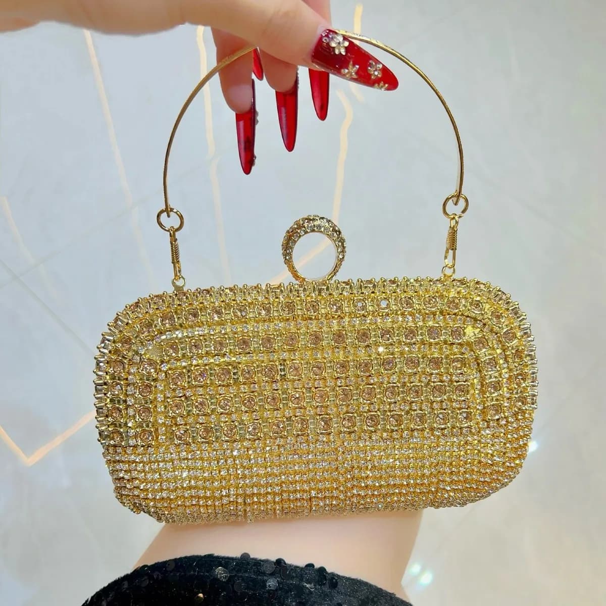 Borsa da sera da donna di lusso con diamanti lucidi Borsa elegante con tracolla quadrata con strass lucidi Borsa con catena in metallo