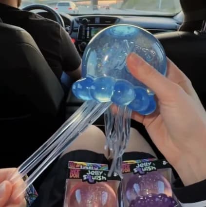 Nuova Serie di Squishy Needoh Fuzz Ball Jellyfish Blind Box, Vari Colori, Simpatiche Meduse Modellabili, Giocattolo Antistress Divertente e Rilassante, Regalo