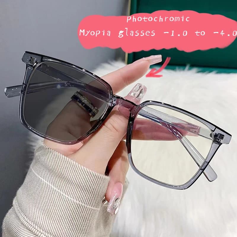 Photochromatic Eyewear for Myopia -1.0To-6.0 Women's Sunglasses TR Material Women's Blue Light Glasses for Women's Eyewear