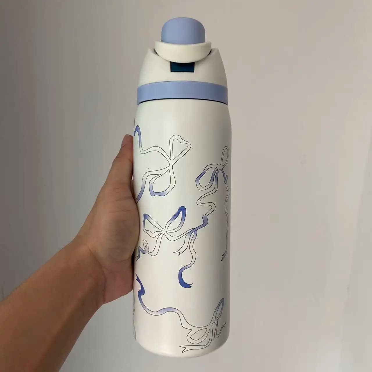 32 ounces Owa stainless steel insulated water bottle with straw and ribbons, BPA-free sports water bottle for men and women, portable