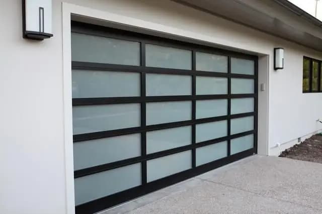 Garage door with aluminium shutter Automatic garage door with modern foam insulated panel for residential home security decoration