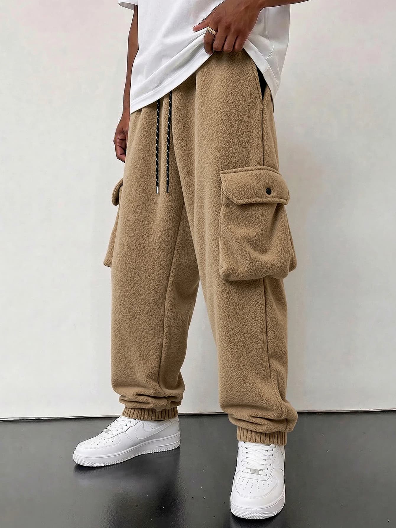 Men's Fashionable fleece leggings with cuffed feet, High-End Casual Loose tapered pants, Japanese Style Men Wide Leg Parts, For