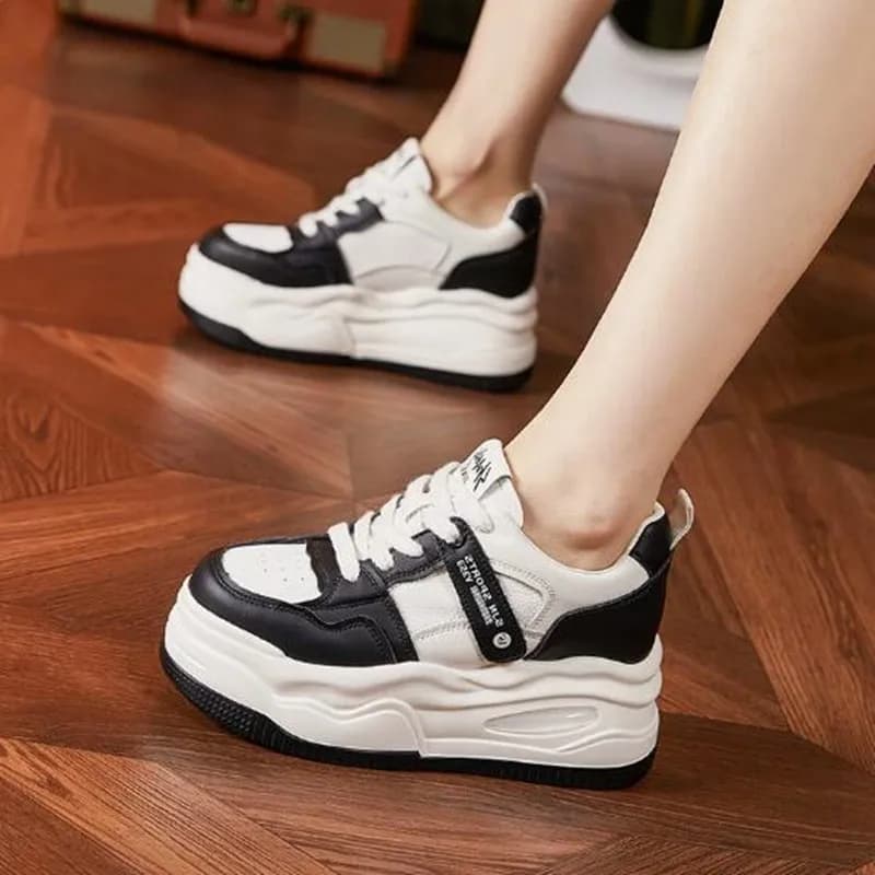 Luxury Casual Thick Bottom Leisure Shoes 2026 Autumn New Style Platform White Sneakers Women Genuine Leather Sports Skate Shoes