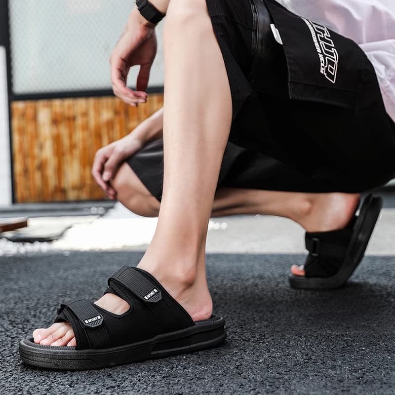 Pantofole estive resistenti all'usura, scarpe da spiaggia sportive casual versatili, scarpe da uomo traspiranti per abbigliamento esterno