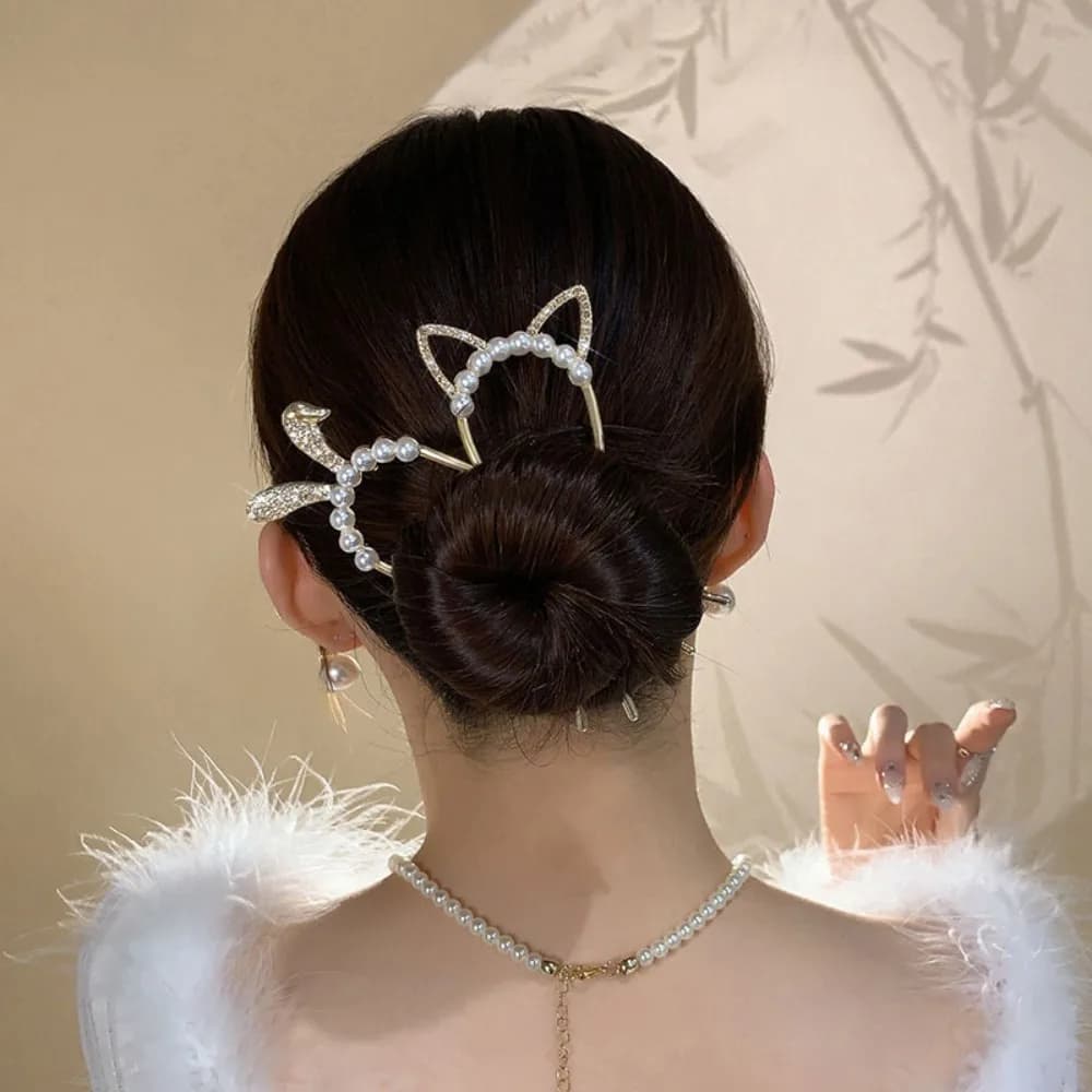 1/2 pz Moda Squisita Orecchio di Gatto U-Pin Moda Perla Strass Stile Antico Cinese Tornante Elegante Copricapo Donne Squisite