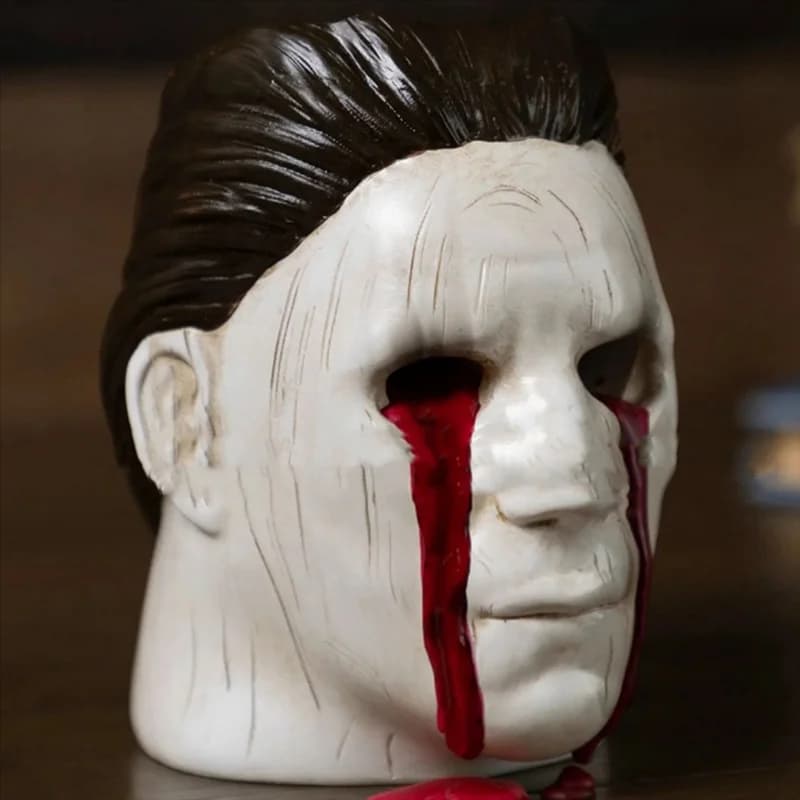 ABYN-Candeliere with human heads with red tears and candles for horror elements for parties, home desktop decorations