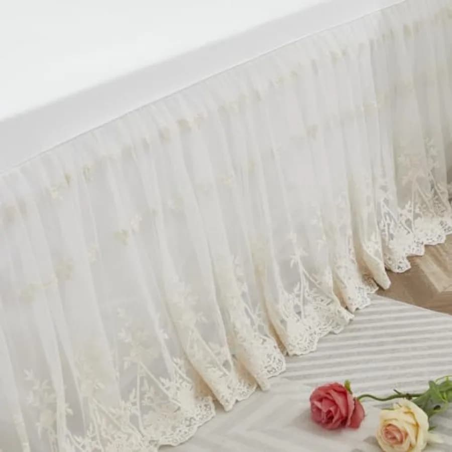Copripiumino matrimoniale di lusso color crema con pizzo, gonna per letto romantica da 18 pollici, elegante lenzuolo con balza per ragazze