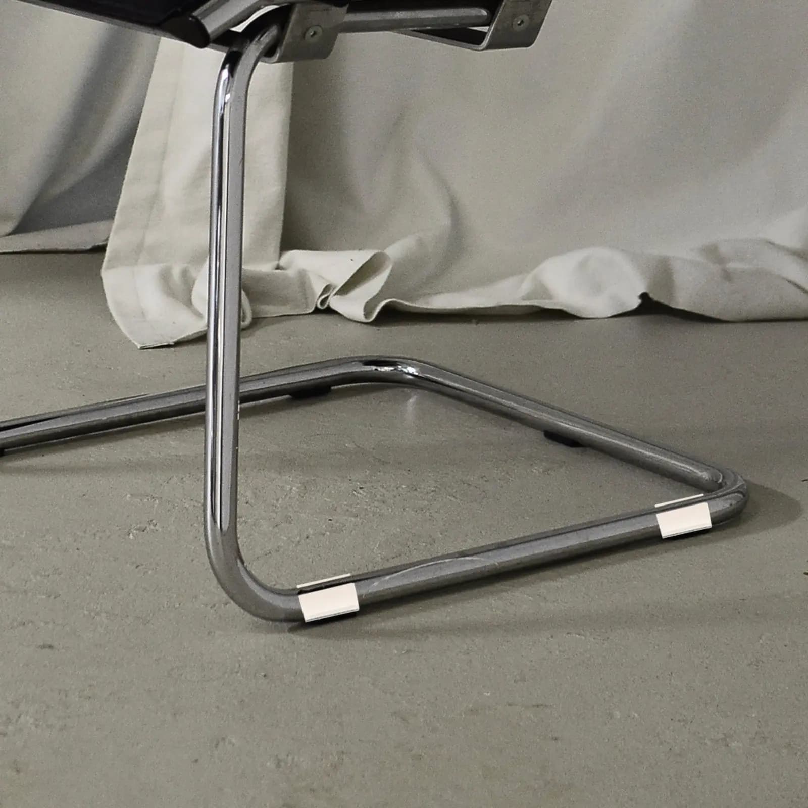 Set di 5 Protezioni a U per Gambe di Mobili, Cuscinetti Antiscivolo in Feltro per Sedie, Protezioni per Pavimenti in Legno e Mobili