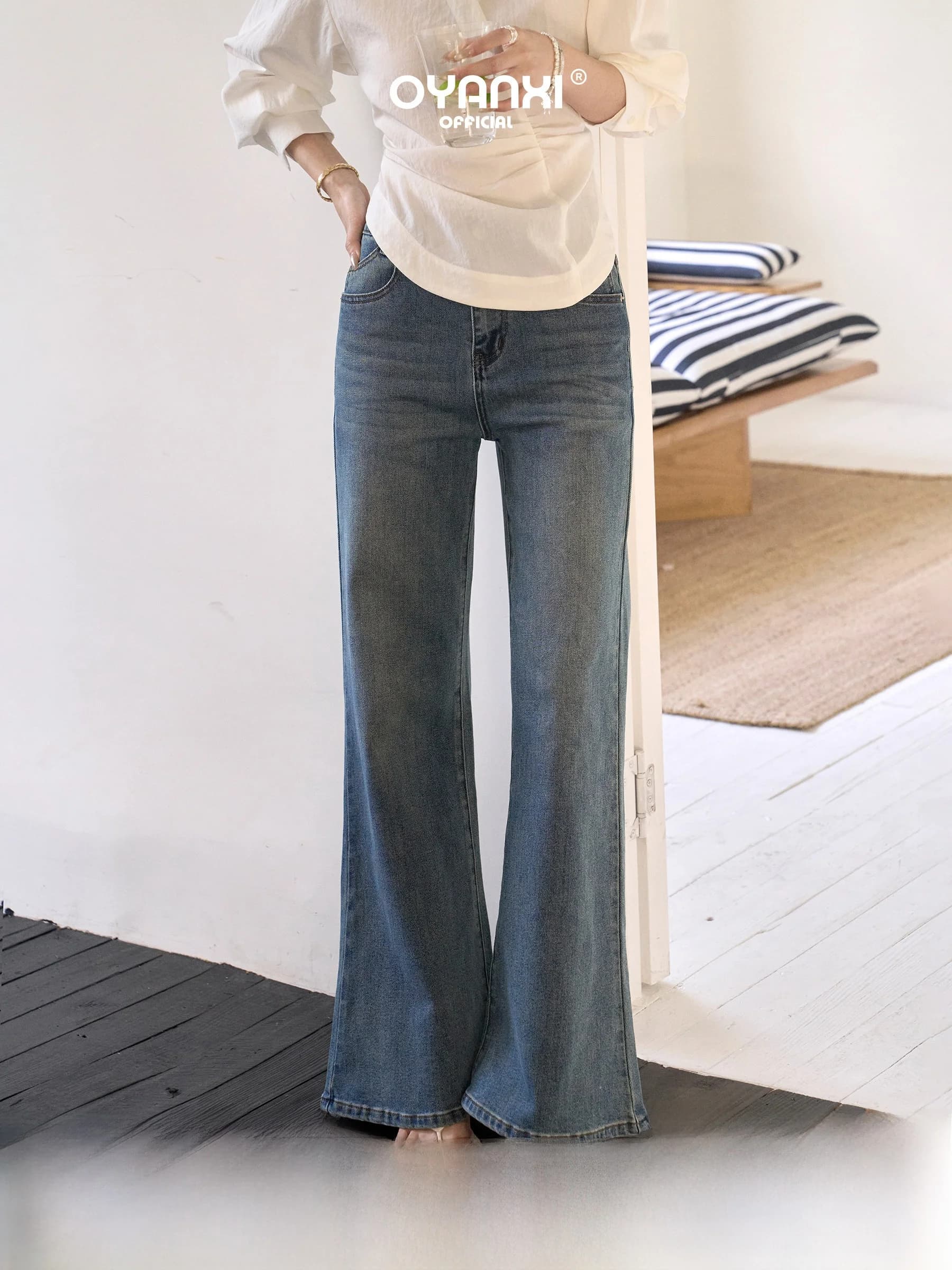 Spring 2026 Women's High Waist Wide Leg Jeans Flared Pants Linear Special Tuning Light Blue Denim No Stretch Zipper Closure