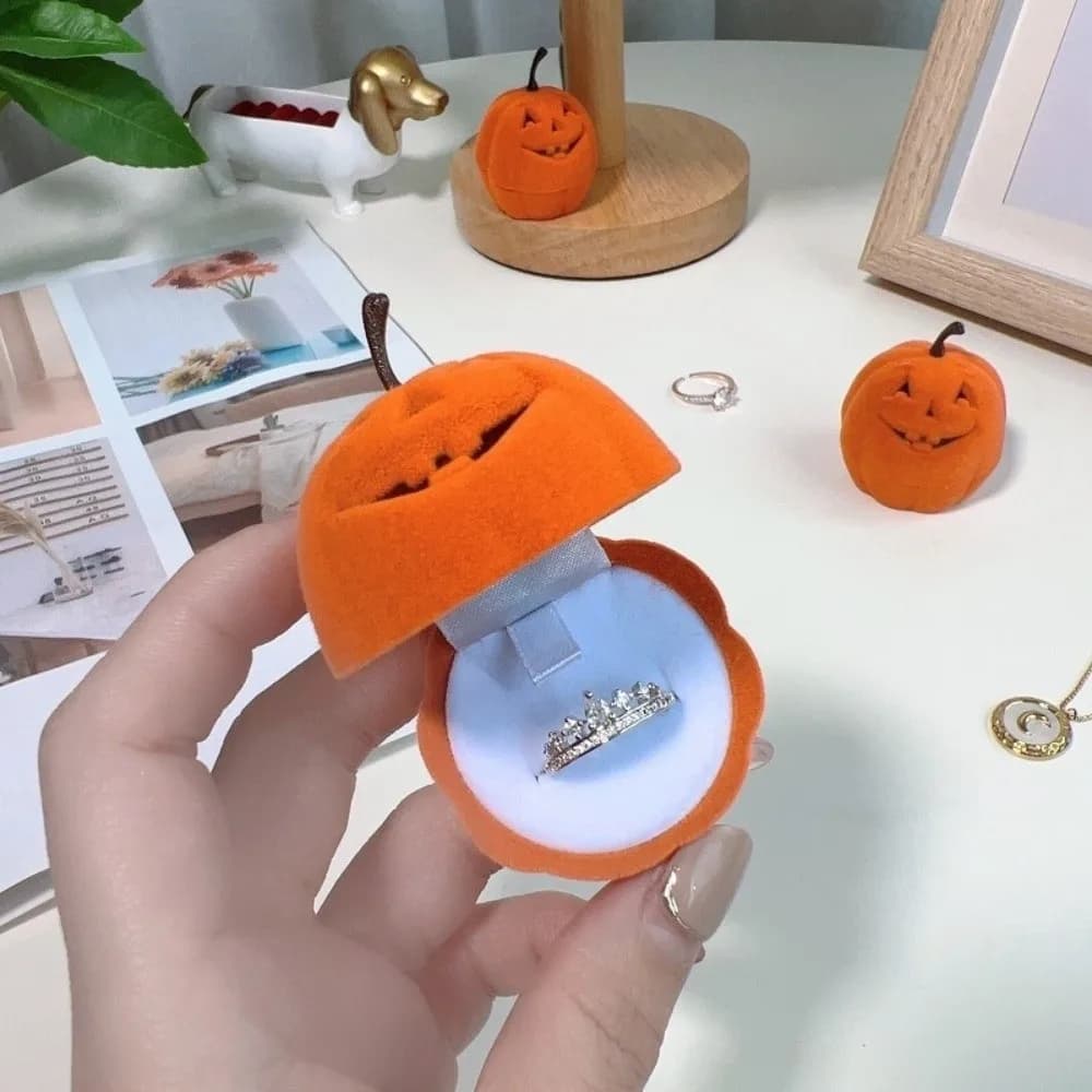 Creativo Matrimonio Halloween Portagioie Portaoggetti Anti-collisione Anelli di zucca Scatola Mini Organizzatore di gioielli in flanella arancione Coppie