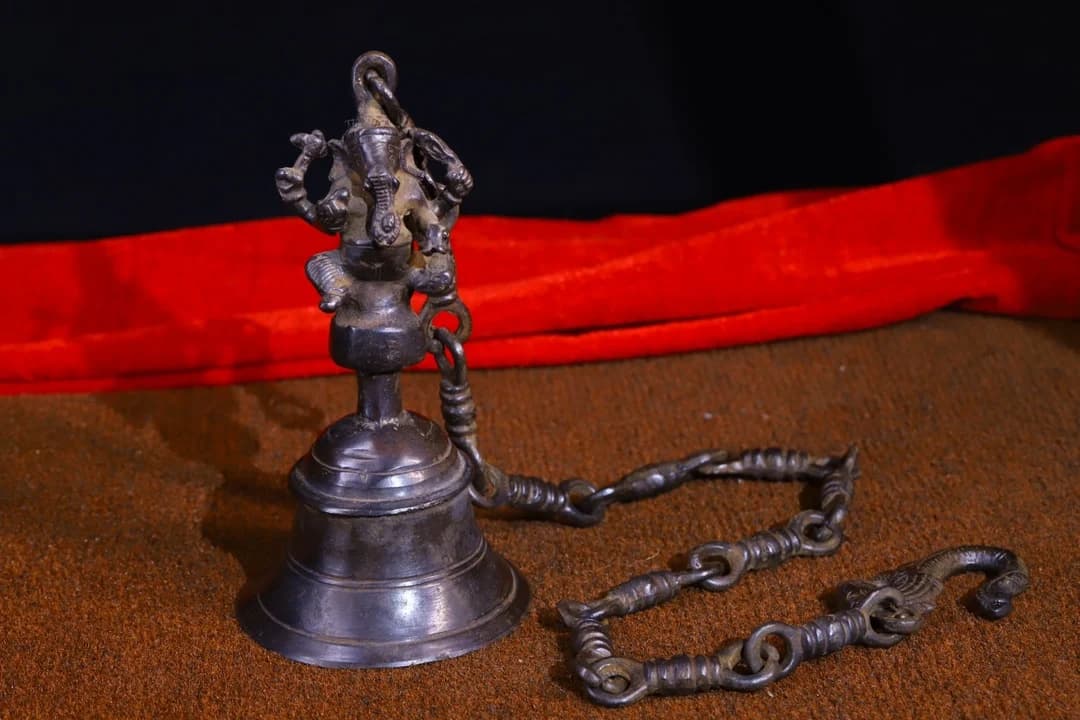 Tibetan Temple Collection Old Bronze Cinnabar GANESH Buddha Wind Chime Ringing Bell Pendant Amulet Hanging Bell Worship Hall