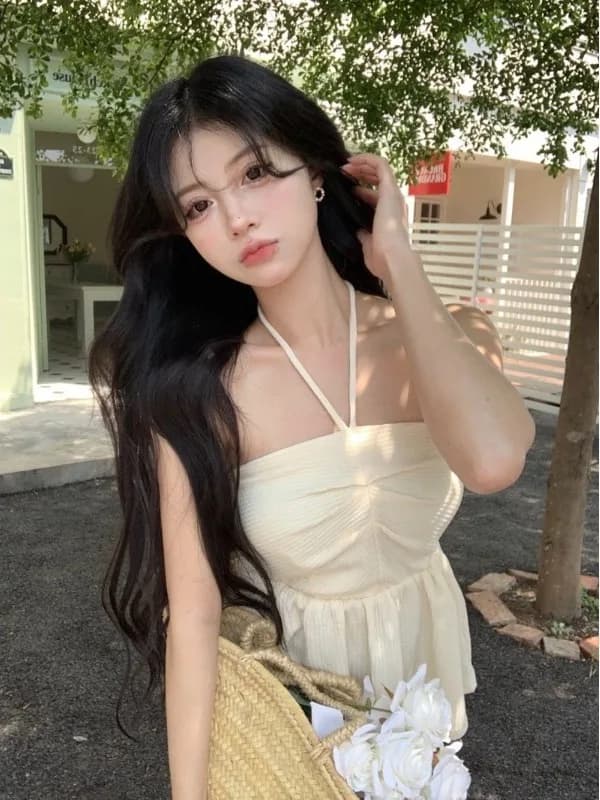 Summer Neck Hanging Strap Vest Women Pure Color Halter Waist in Dress Short Shoulder Exposure Design Trendy Top Casual Wear