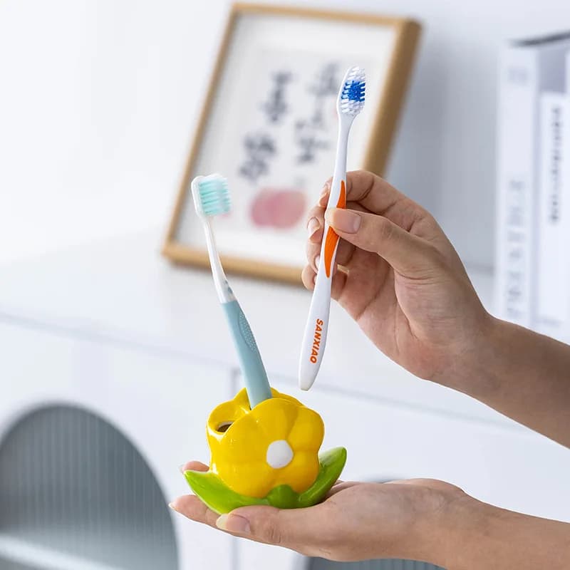 Portaspazzolino da bagno da tavolo con fiori dipinti a mano, resistente alle alte temperature, design a pendolo, lusso leggero