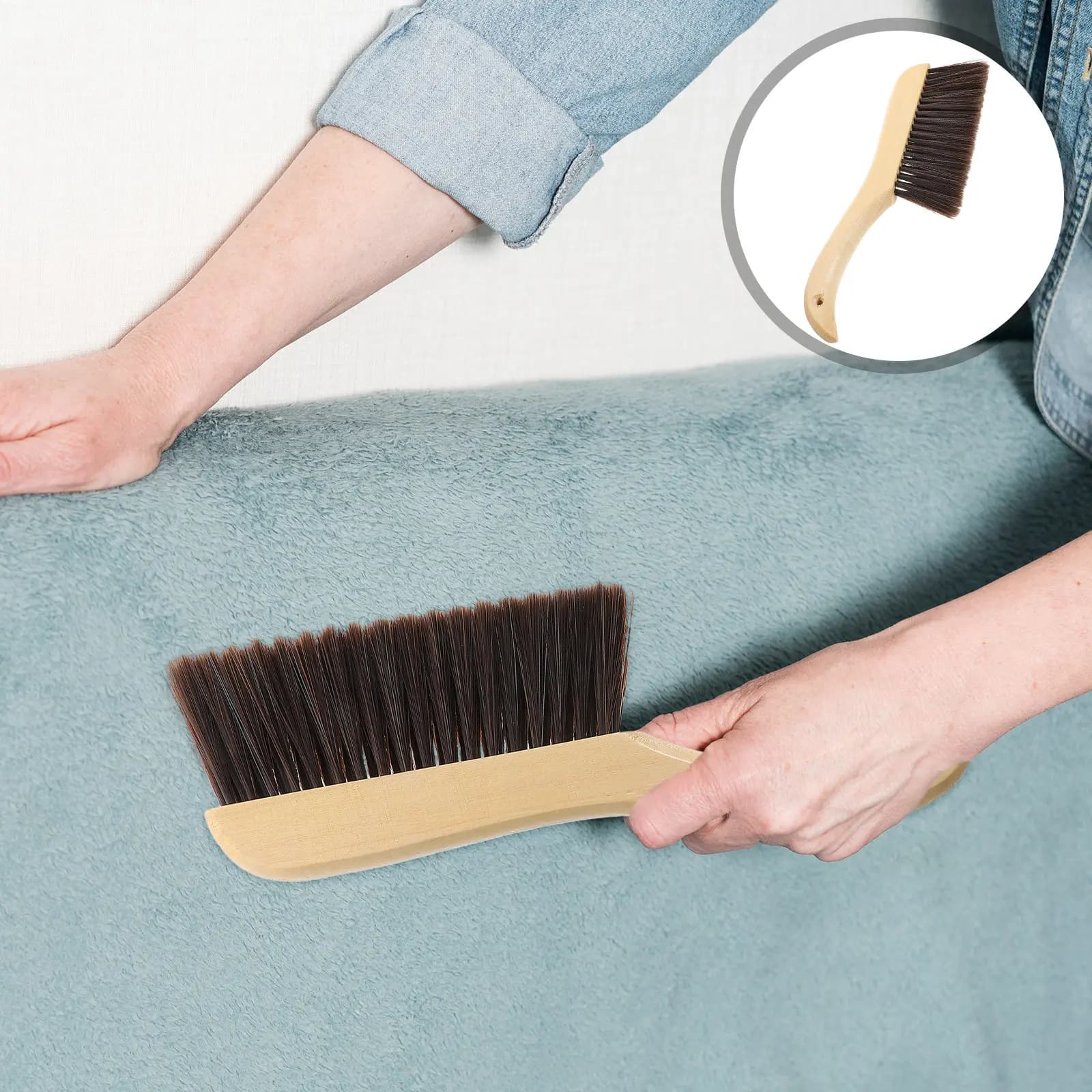 Spazzola per sabbia da spiaggia portatile con setole morbide e impugnatura ergonomica per vacanze, surf, attività all'aperto, rimozione della sabbia da vestiti e scarpe