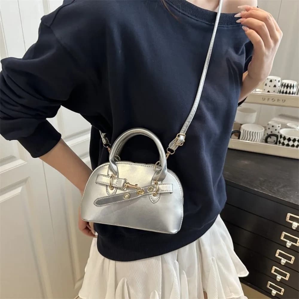 Borsa a tracolla di piccole dimensioni alla moda Borse con fibbia per cintura Design Borse con manico superiore Borsa a tracolla in tinta unita da donna