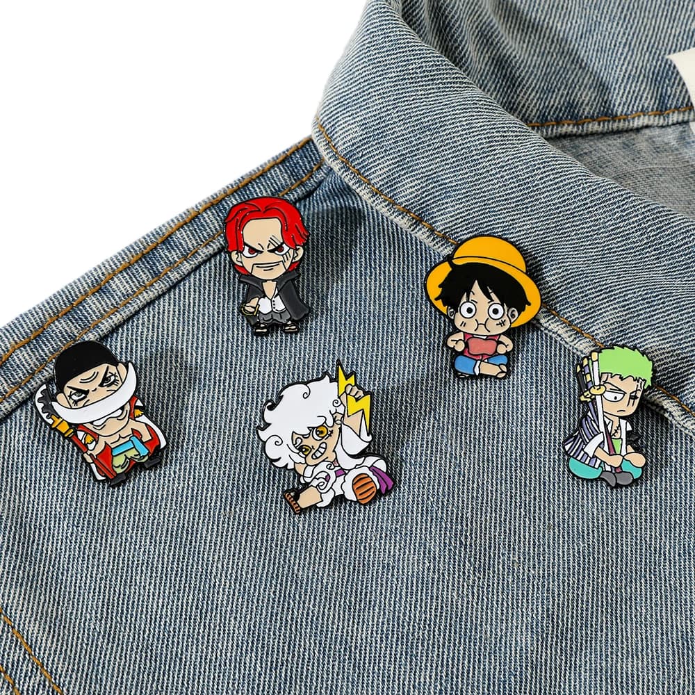 5 Pcs Personality Brooch Cute Whitebeard Luffy Zoro Shanks Enamel Pin Metal Badge Jewelry Backpack Clothing Accessories Gift