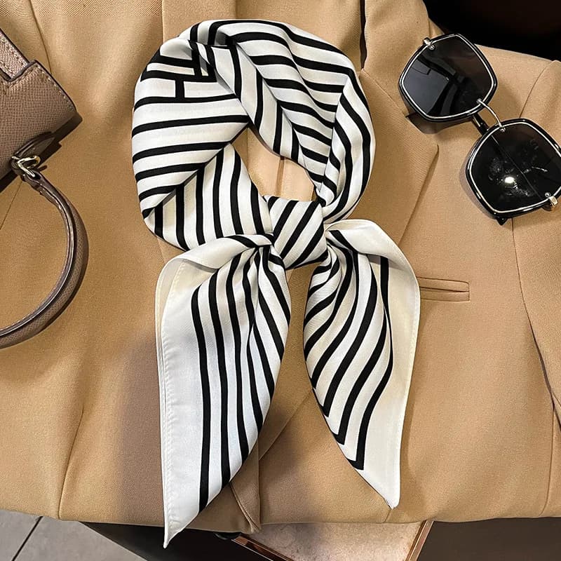 Sciarpa quadrata di seta di lusso a quadri da donna, in raso, morbida, per il collo o per capelli, foulard da lavoro, NUOVO 2021, Hijab, Copricapo femminile