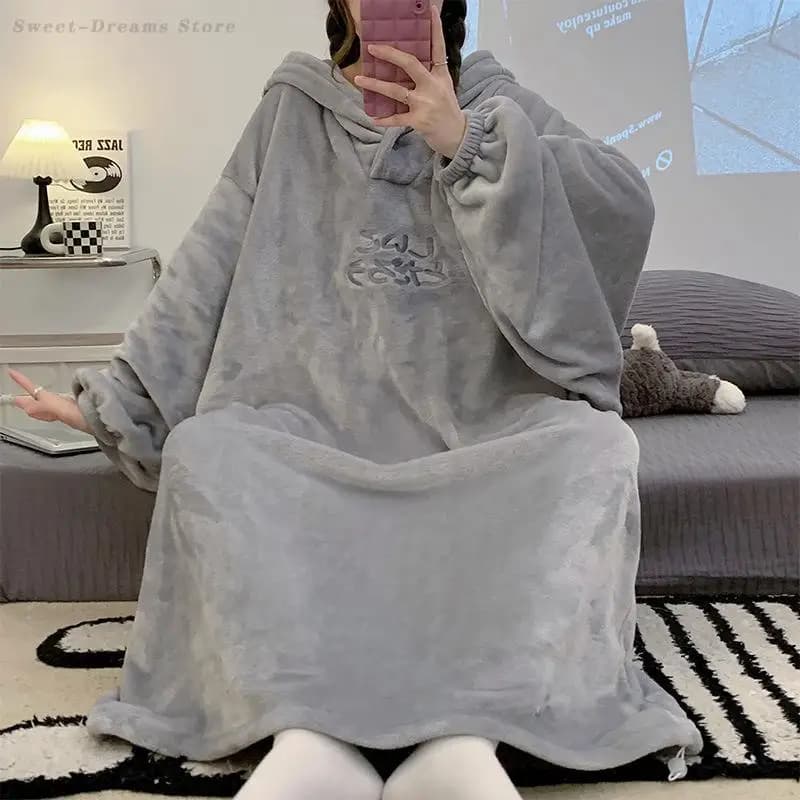 Camicia da notte allentata oversize Camicia da notte con cappuccio Accappatoio Abito da donna Addensare in pile di corallo Indumenti da notte Abiti invernali per la casa Abbigliamento da casa carino