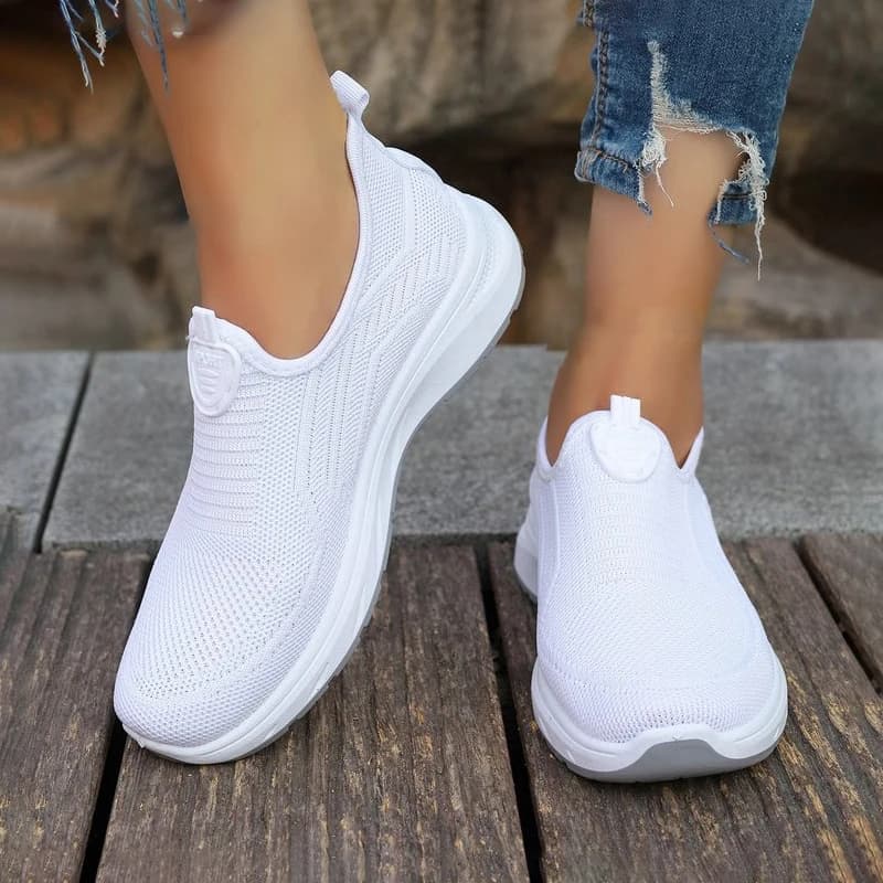 Scarpe da ginnastica casual slip-on da donna Scarpe da ginnastica sportive da esterno morbide e antiscivolo leggere in mesh traspirante