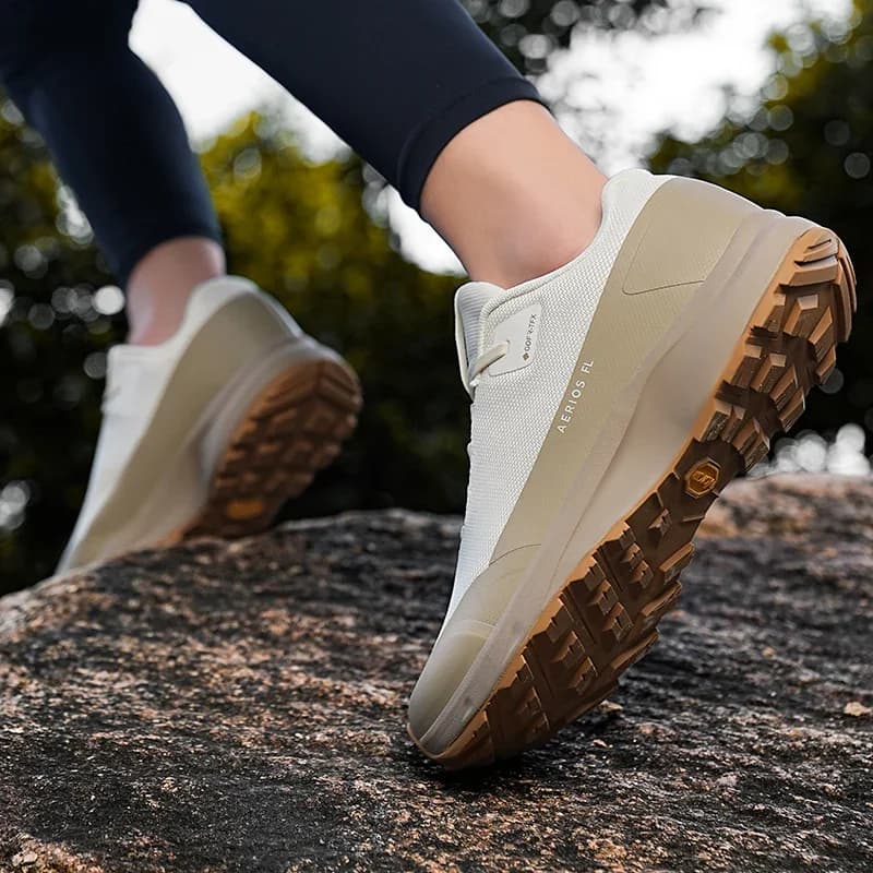 Running Shoes High Quality Training Breathable Lace Up Sneakers Sports Original Professional Footwear Air Cushion Walking Shoes
